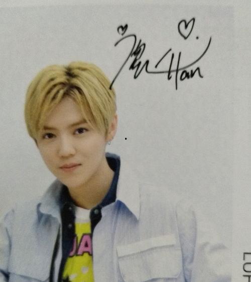 鹿晗的亲笔签名照片,见证偶像魅力与时光印记